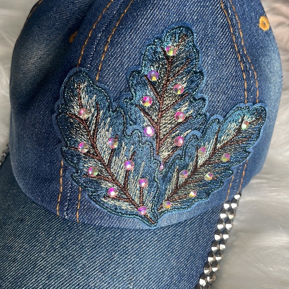 NWOT Denim Hat - Picture 3 of 7